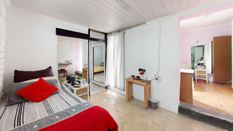 5 Bedroom Property for Sale in Colorado Park Western Cape